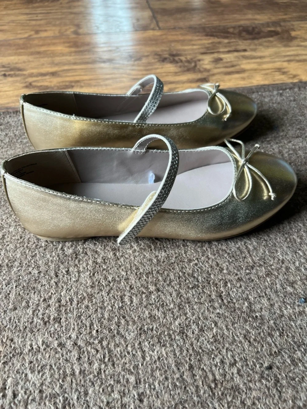 The children’s place Girls' Gold Mary Jane Ballet Flats with Bow size 3